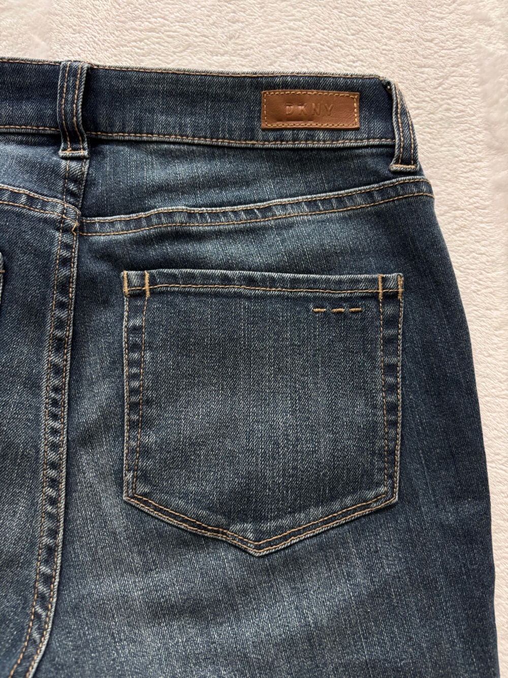 DKNY Mid Rise Colorblock Patchwork Skinny Blue Jeans--EUC--28/6 - Picture 8 of 16